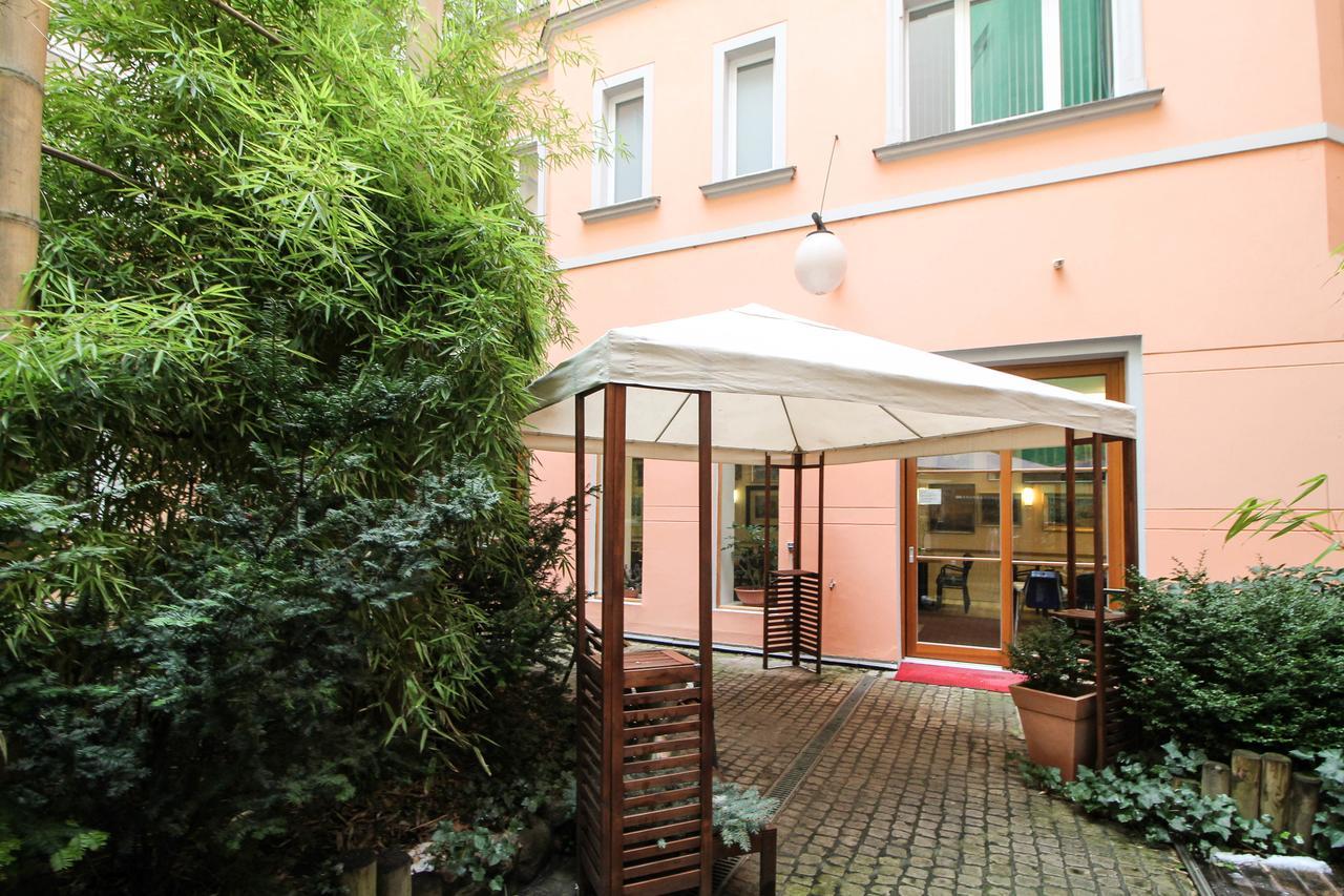 Hotel Sachsenhof Berlin Ngoại thất bức ảnh